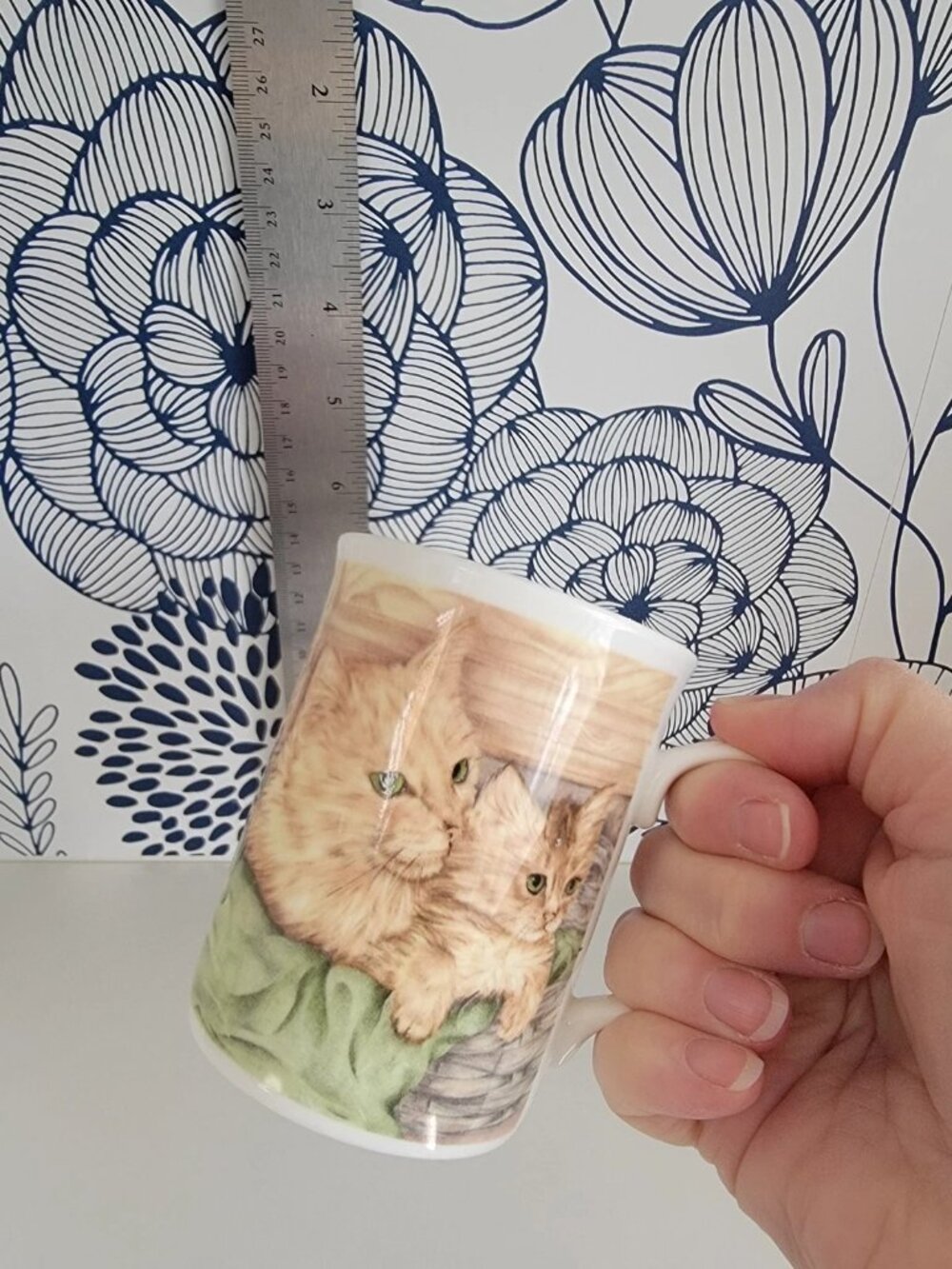 Duchess Cat Mug: Pillow talk; Mom and kitten, made in England, EUC - Picture 3 of 8